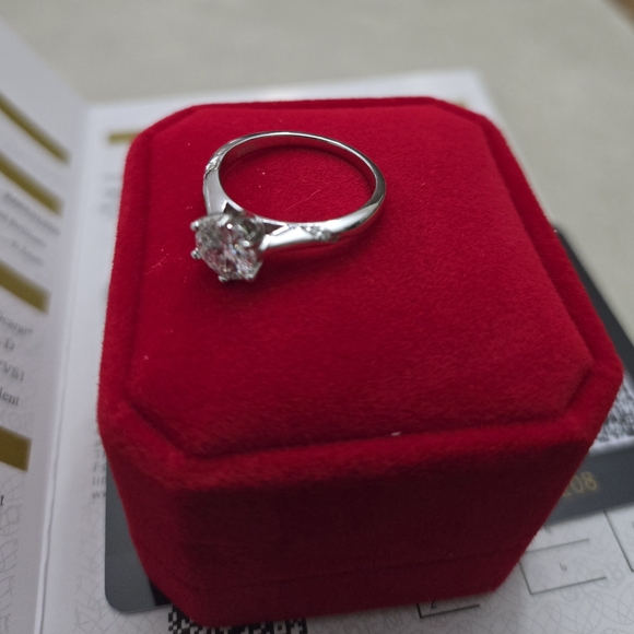 1 Ct Moissanite In 925 Silver Ring - Size 6 - Picture 2 of 4